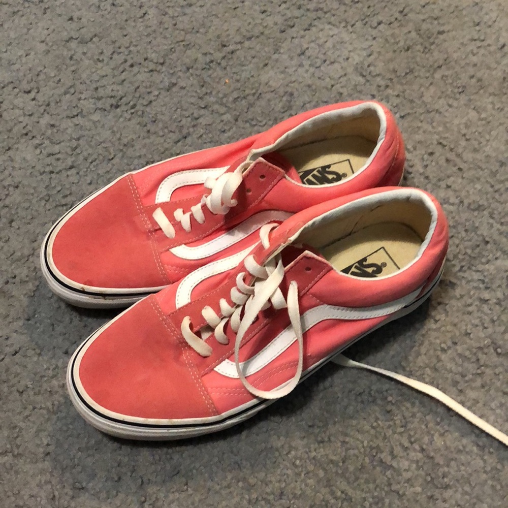 Pink Vanz - Picture 2 of 2